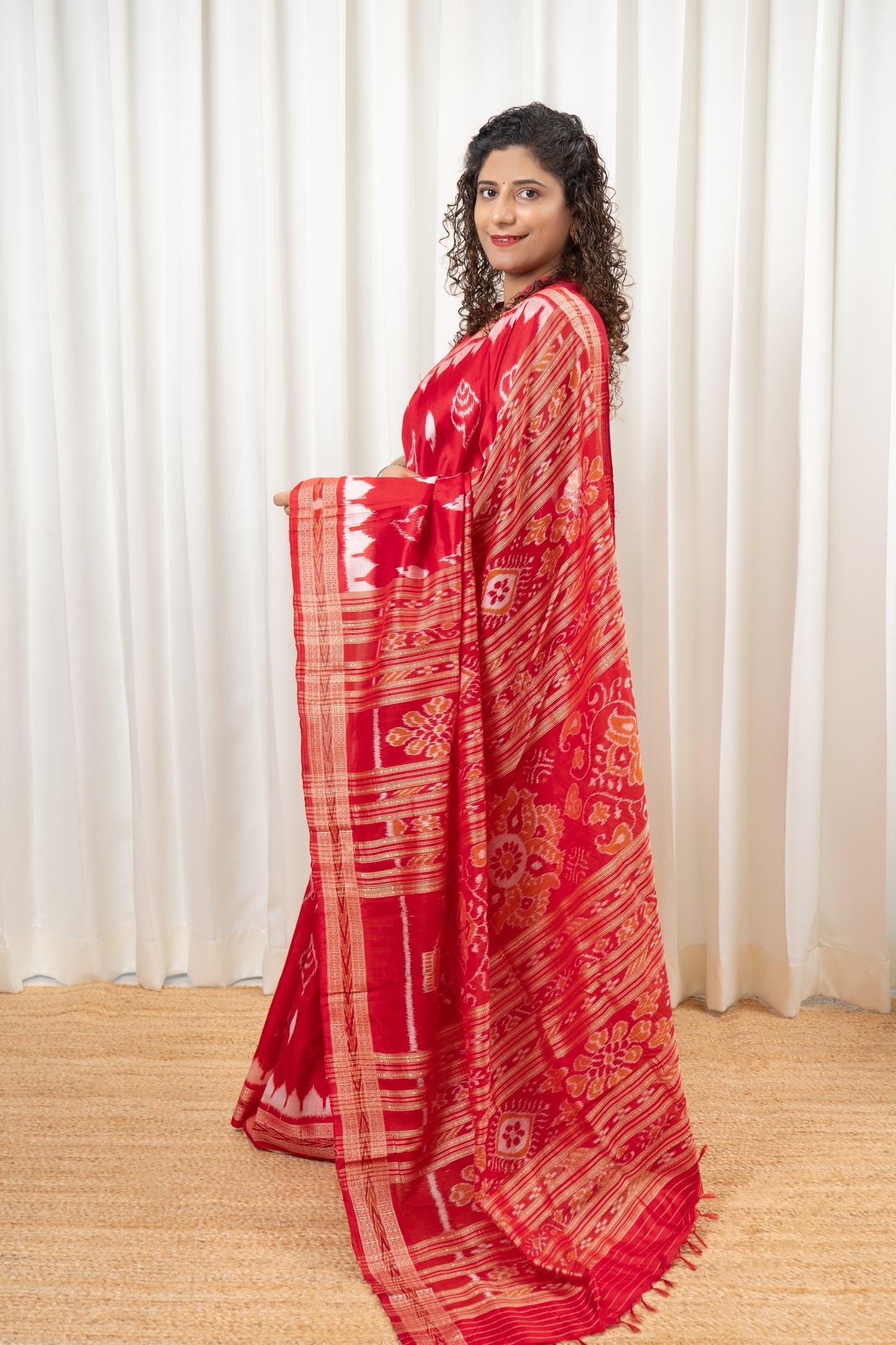 Odisha Ikkat Khandua Silk Saree - Red