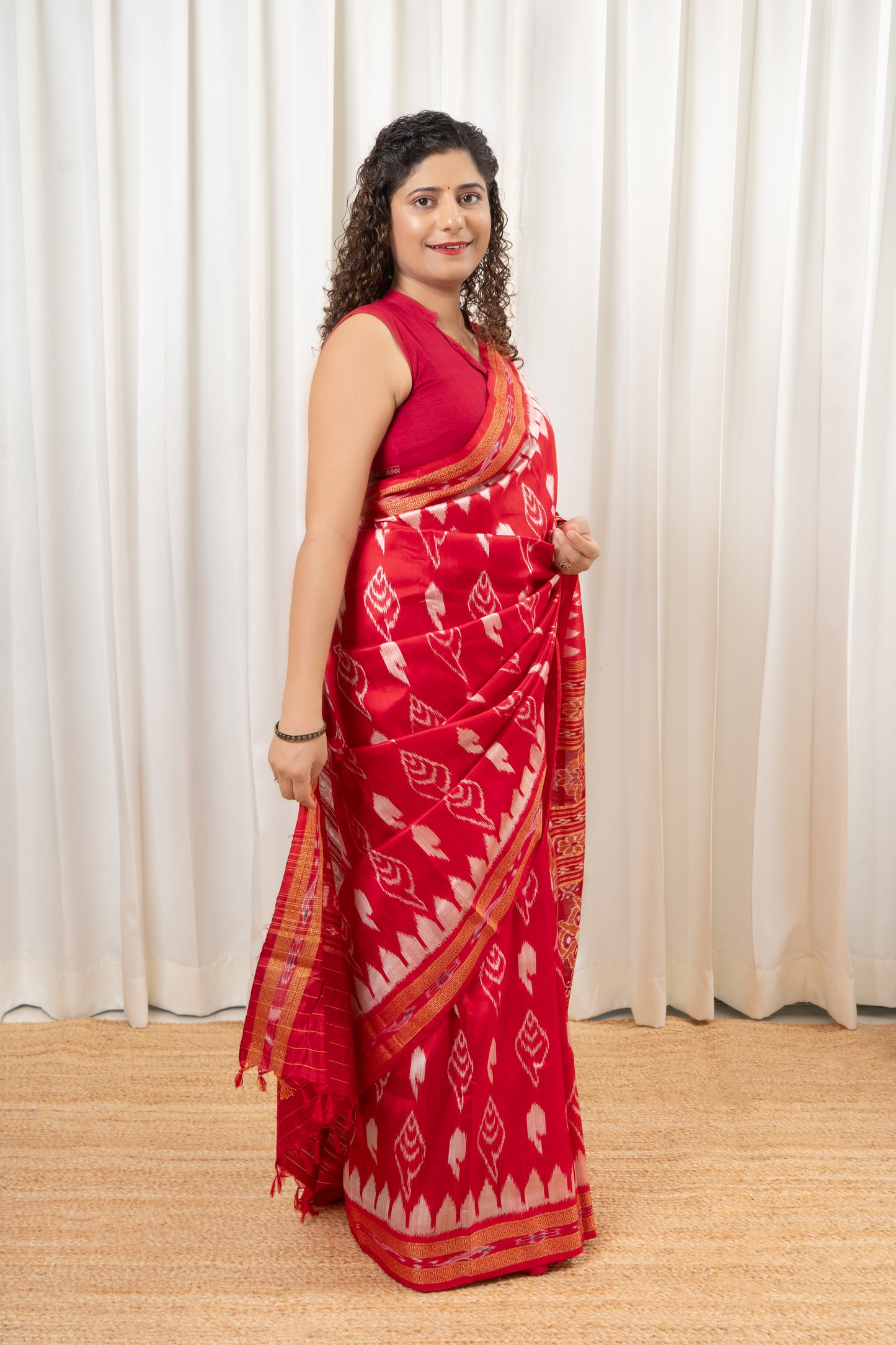 Odisha Ikkat Khandua Silk Saree - Red