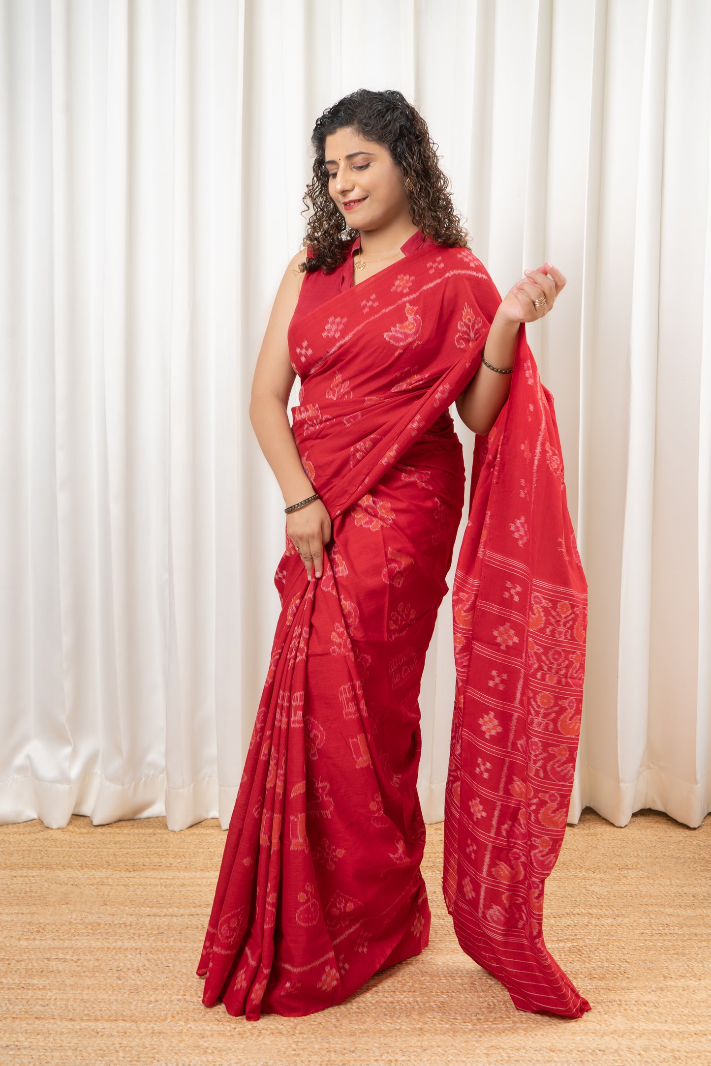 Odisha Ikkat Nabarangi Khandua Cotton Saree-Red