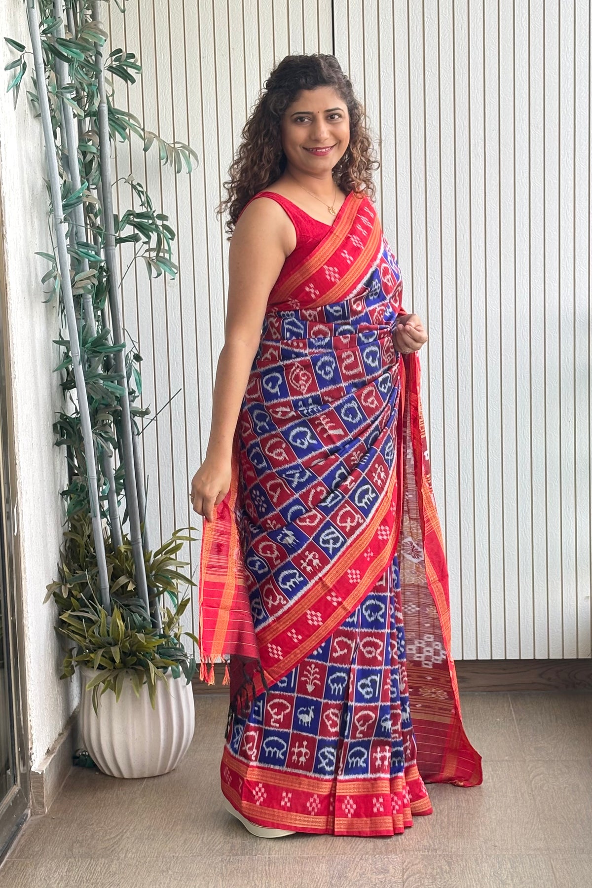 Exclusive Varnamala Odisha Ikkat Khandua Silk Saree - Navy and Red