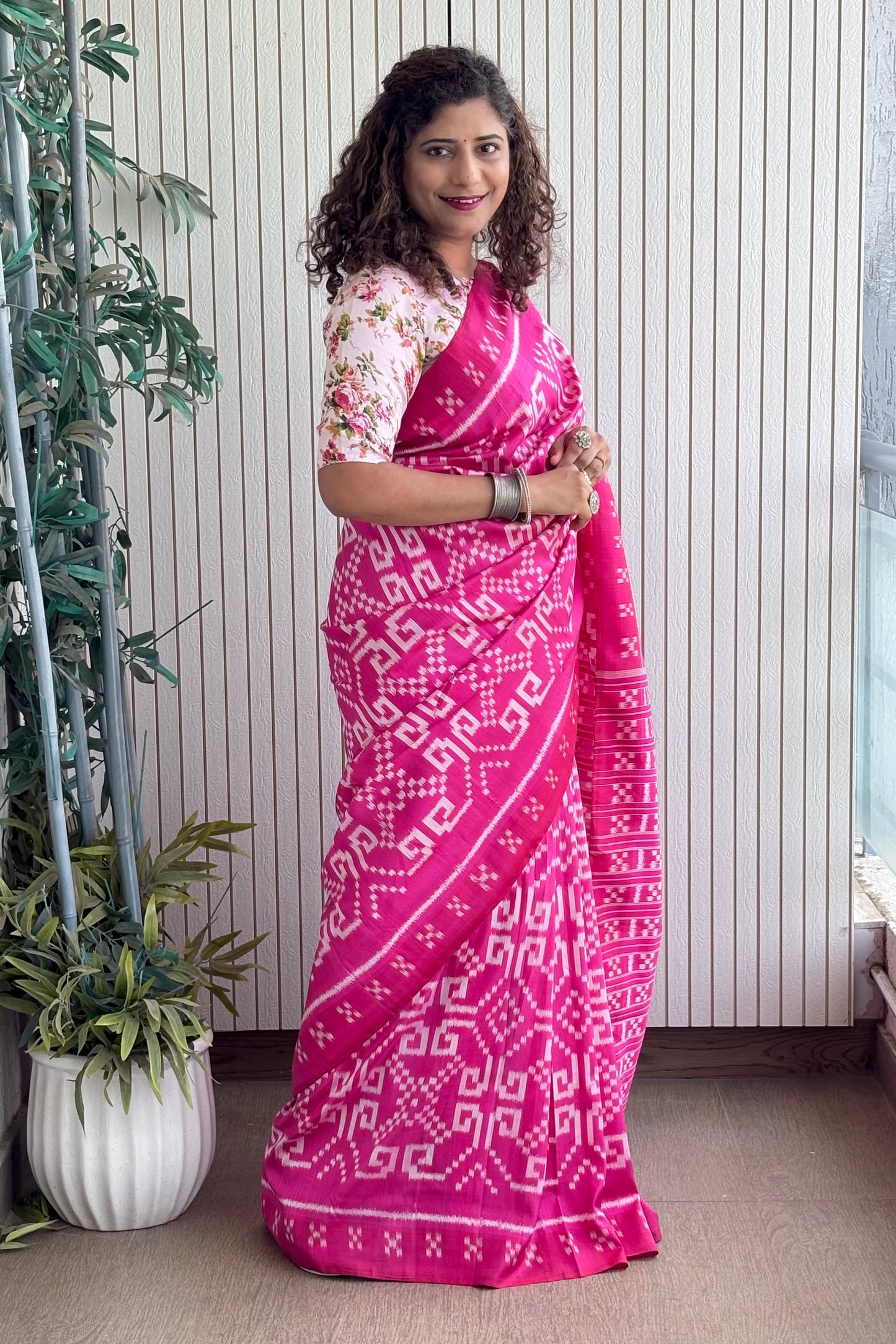 Exclusive Odisha Ikkat Khandua Pure Silk Saree- Pink