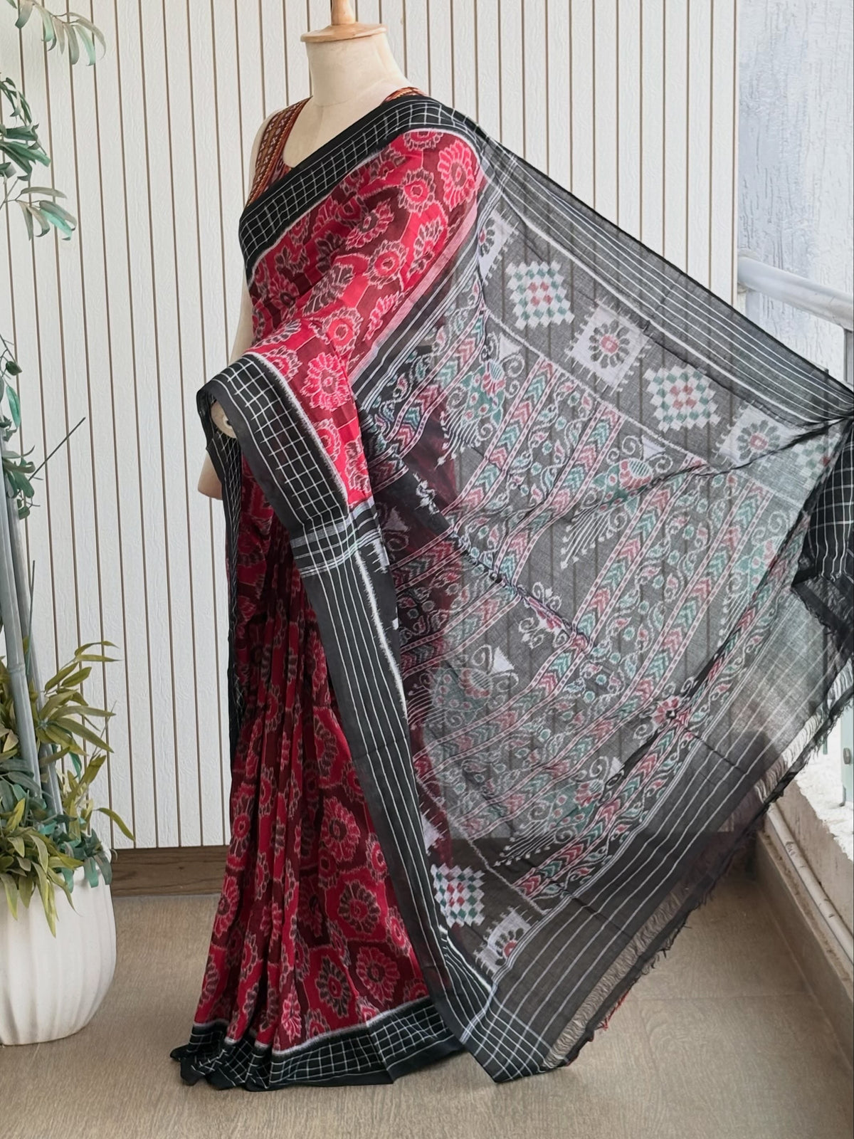 Exclusive Odisha Ikkat Khandua Cotton Saree - Red-Black