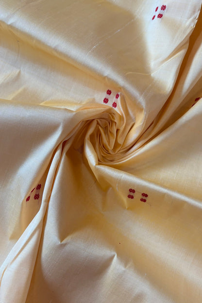 Pasapali Border Khandua Ikkat Silk Saree - Butter Cream