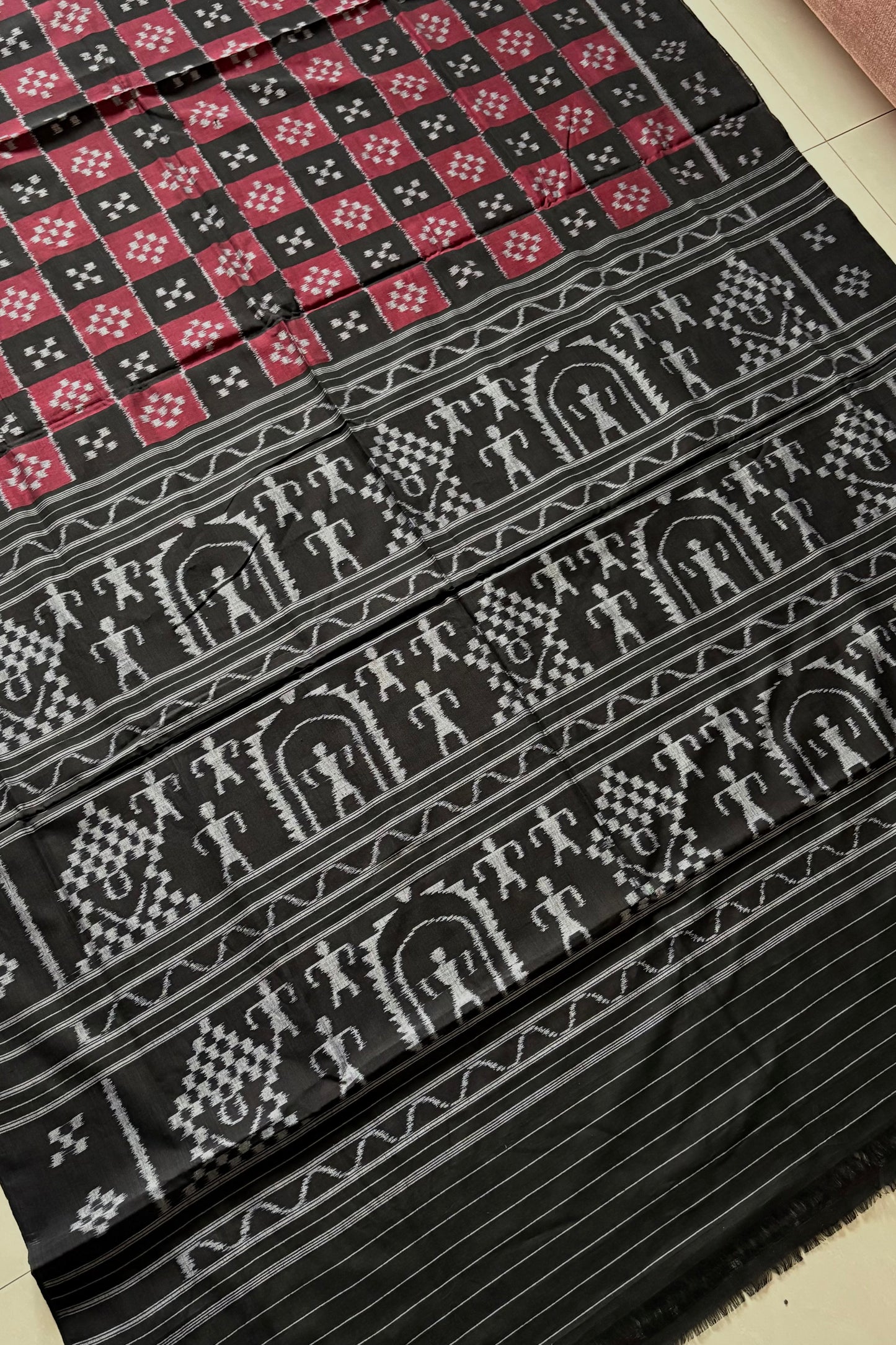 Khandua Cotton Saree - Black & Maroon