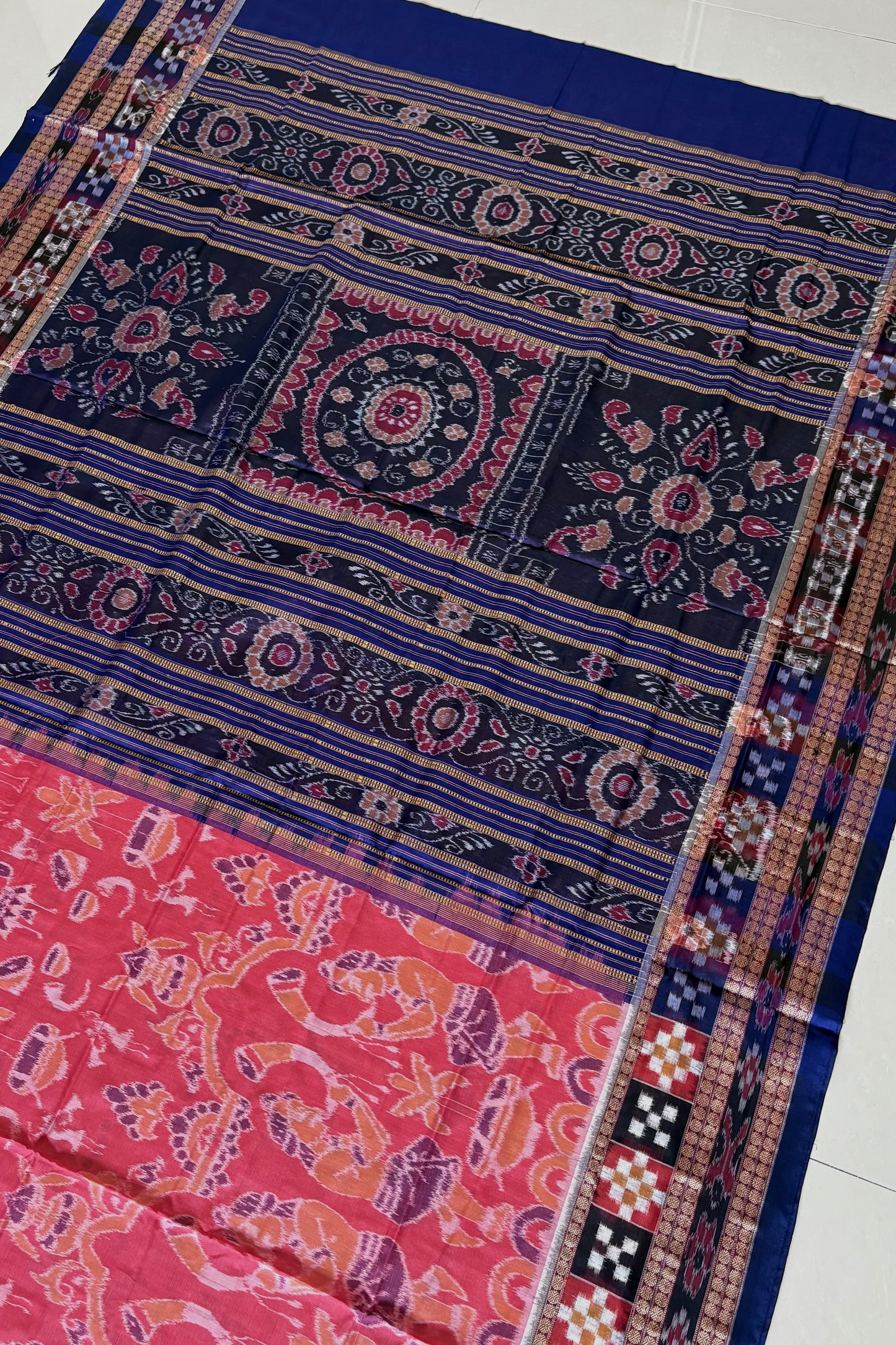 Exclusive Curvilinear Sambalpuri Ikkat Pure Cotton Saree : Pink & Blue