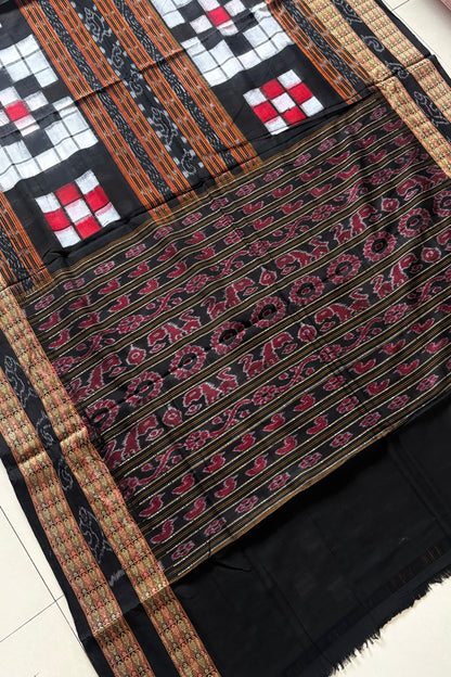 Sambalpuri Bichitrapuri Pure Cotton Saree: Black & White