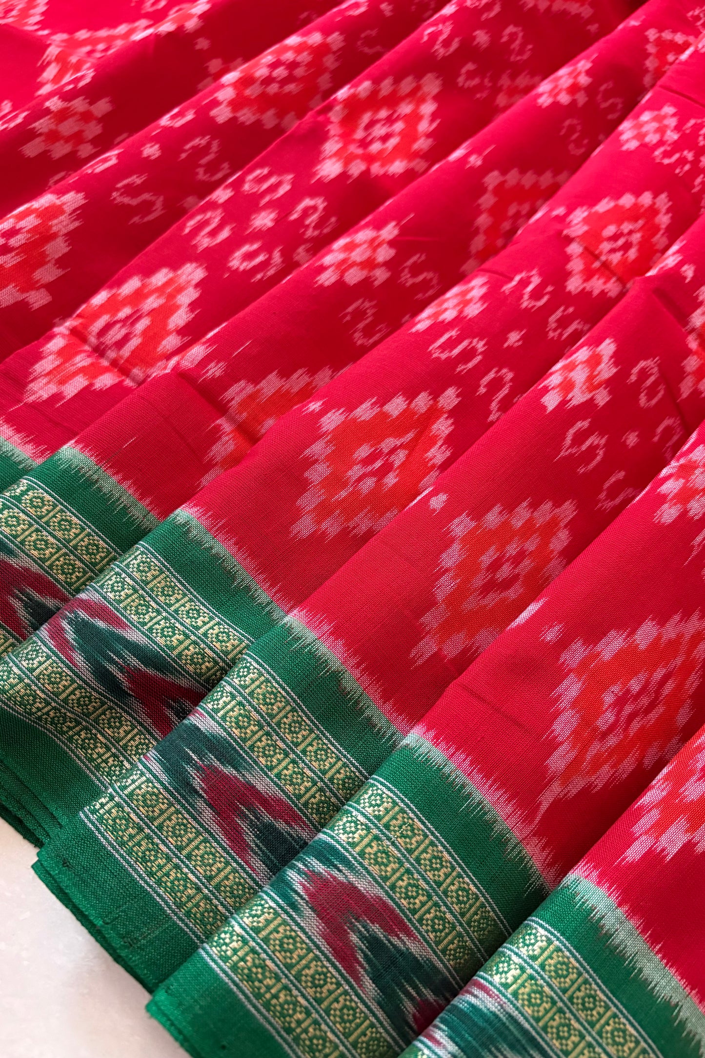 Odisha Ikkat Khandua Cotton Saree-Red