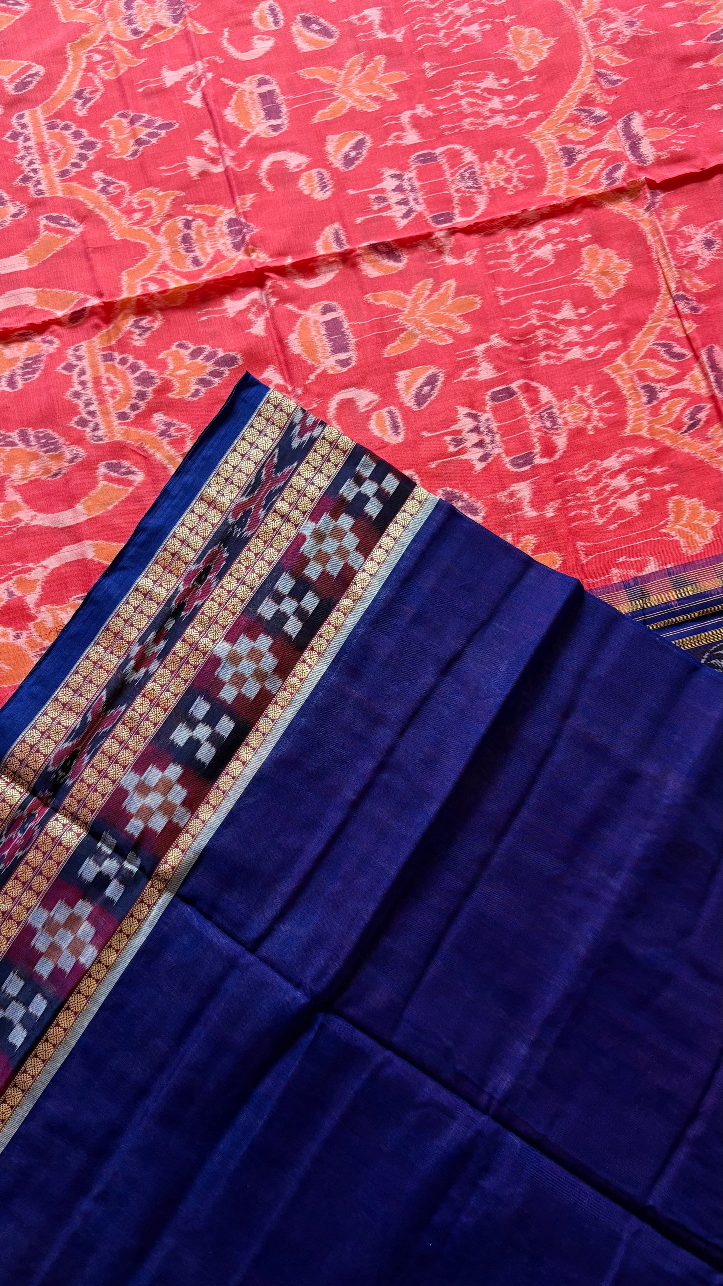 Exclusive Curvilinear Sambalpuri Ikkat Pure Cotton Saree : Pink & Blue