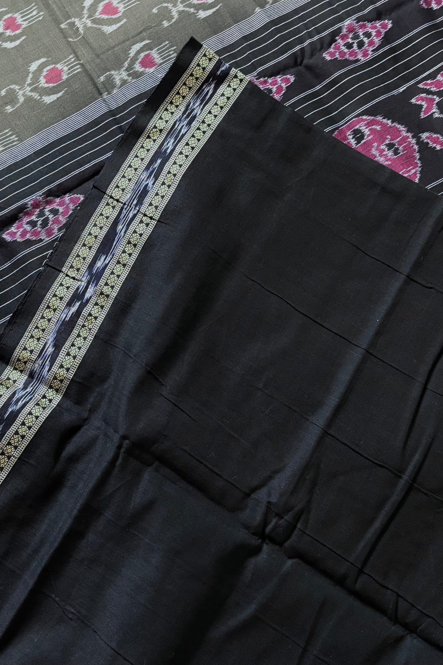Odisha Ikkat Khandua Cotton Saree-  Olive Green