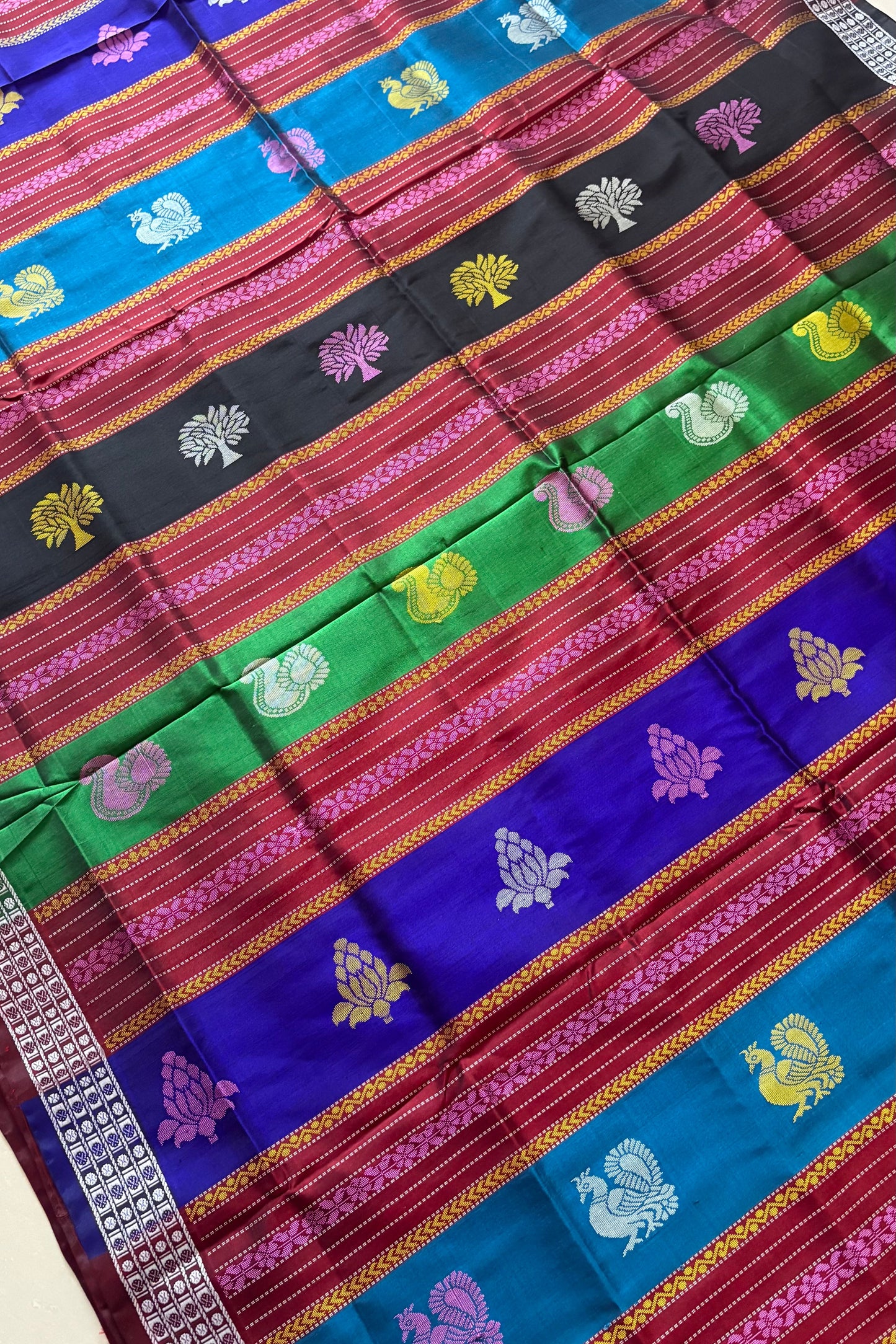 Berhampuri silk saree maroon with double pallu