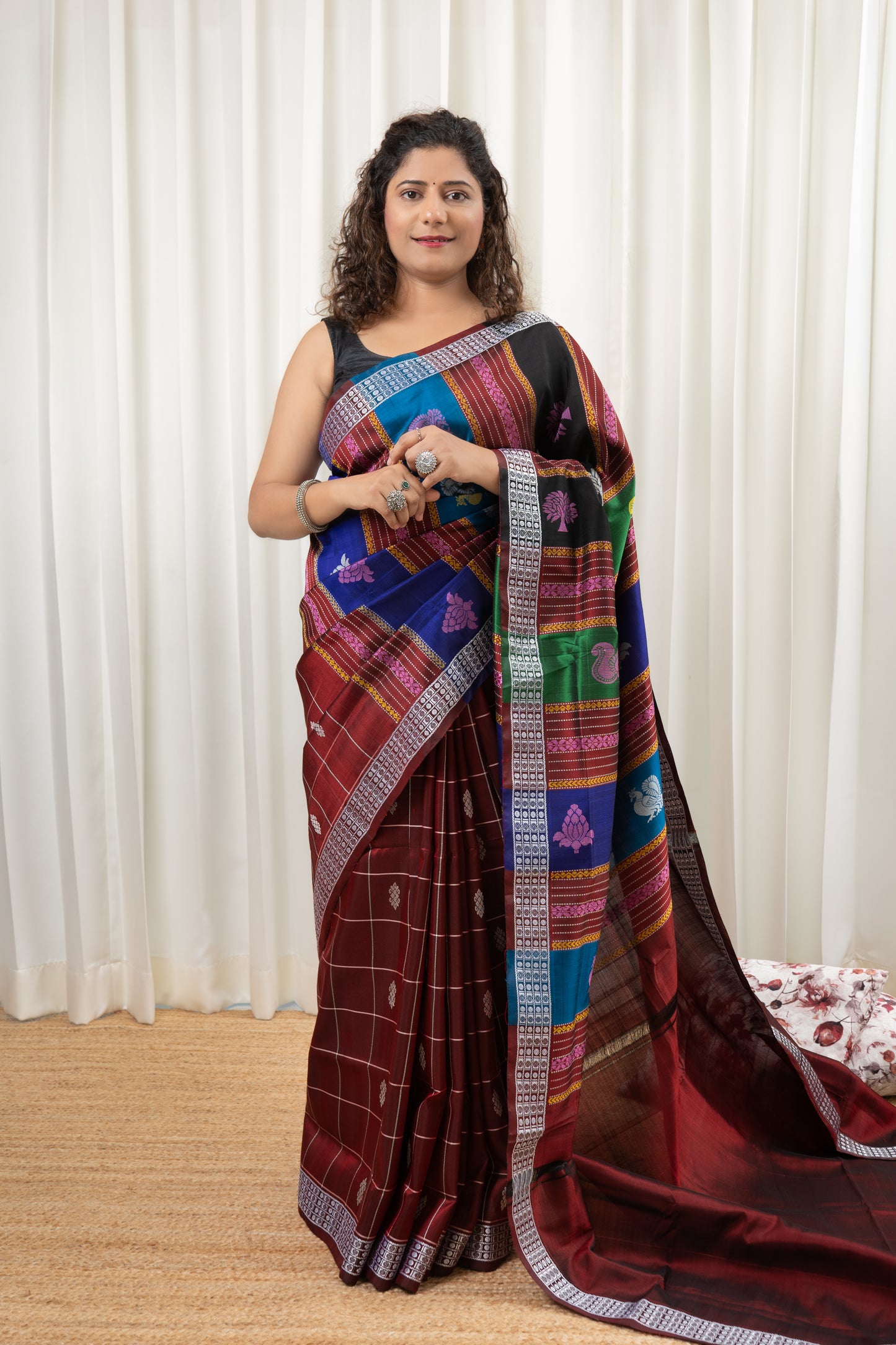 Exclusive Double Pallu Berhampuri Pure Silk Patta Saree - Dark Maroon