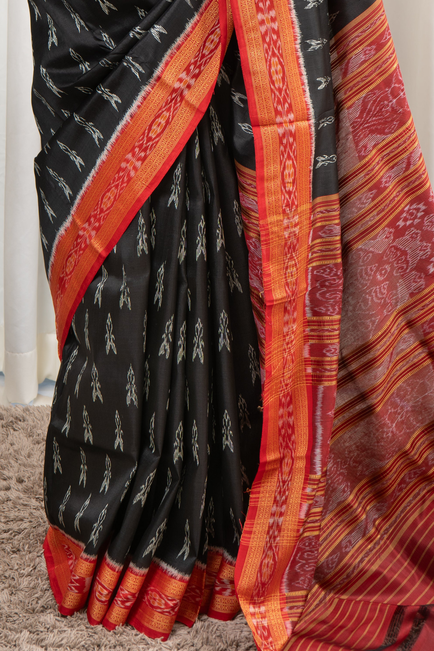 Odisha Handloom Single Ikkat Khandua Silk Saree - Black-Red