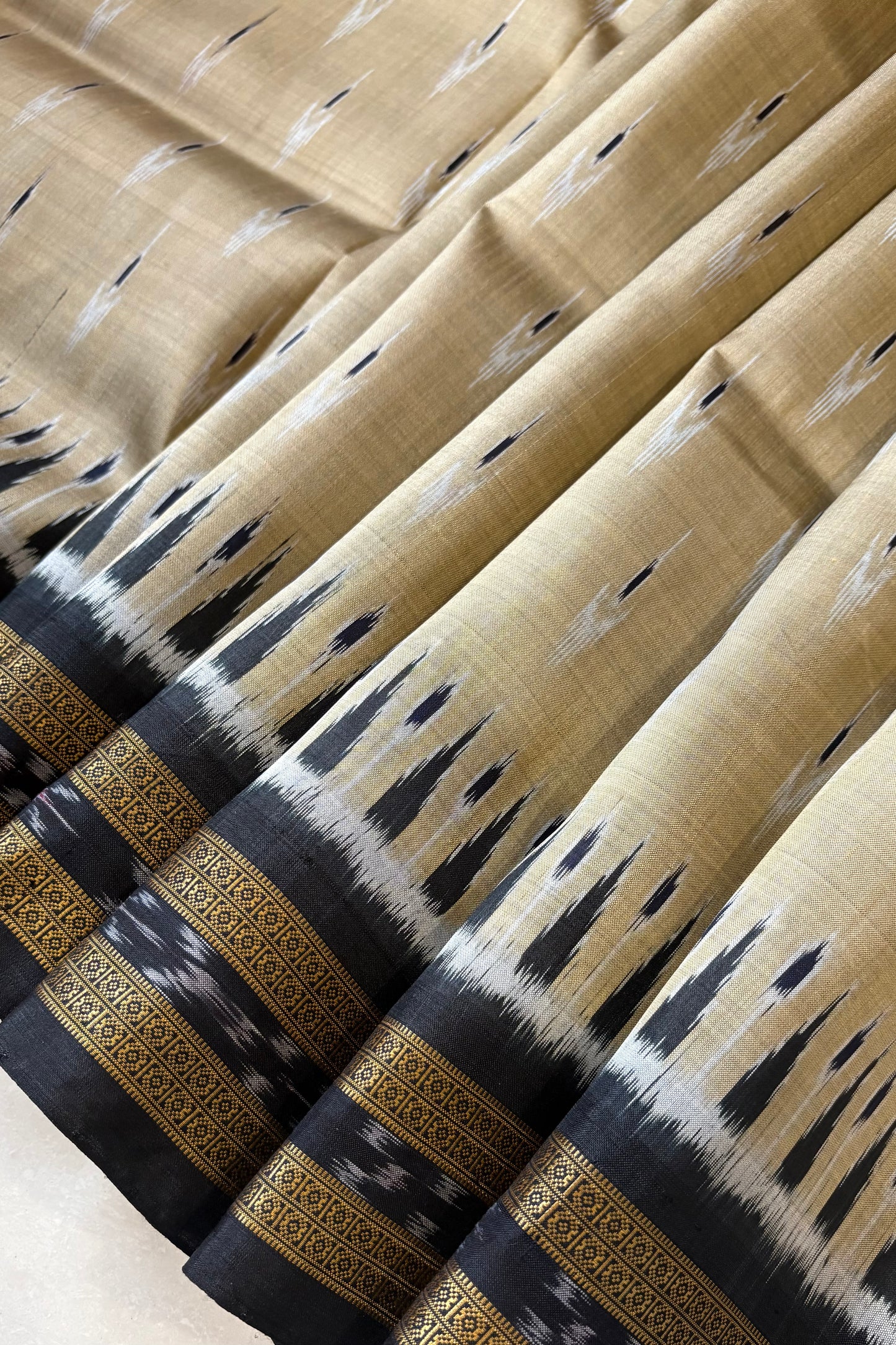 Odisha Ikkat Khandua Pure Silk Saree- Mayura Chandrika - Brushed Beige