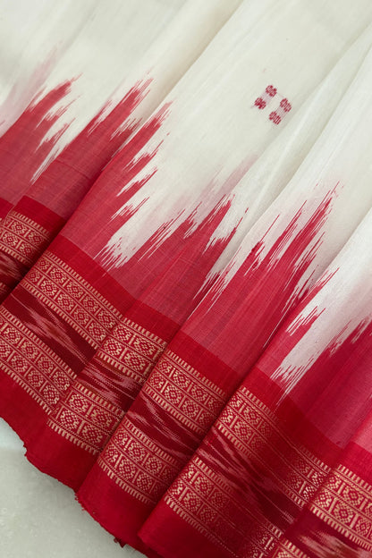 Bandha Border Khandua Ikkat Silk Saree - Off White Red