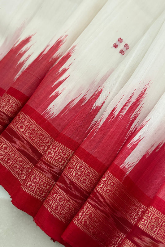 Bandha Border Khandua Ikkat Silk Saree - Off White Red