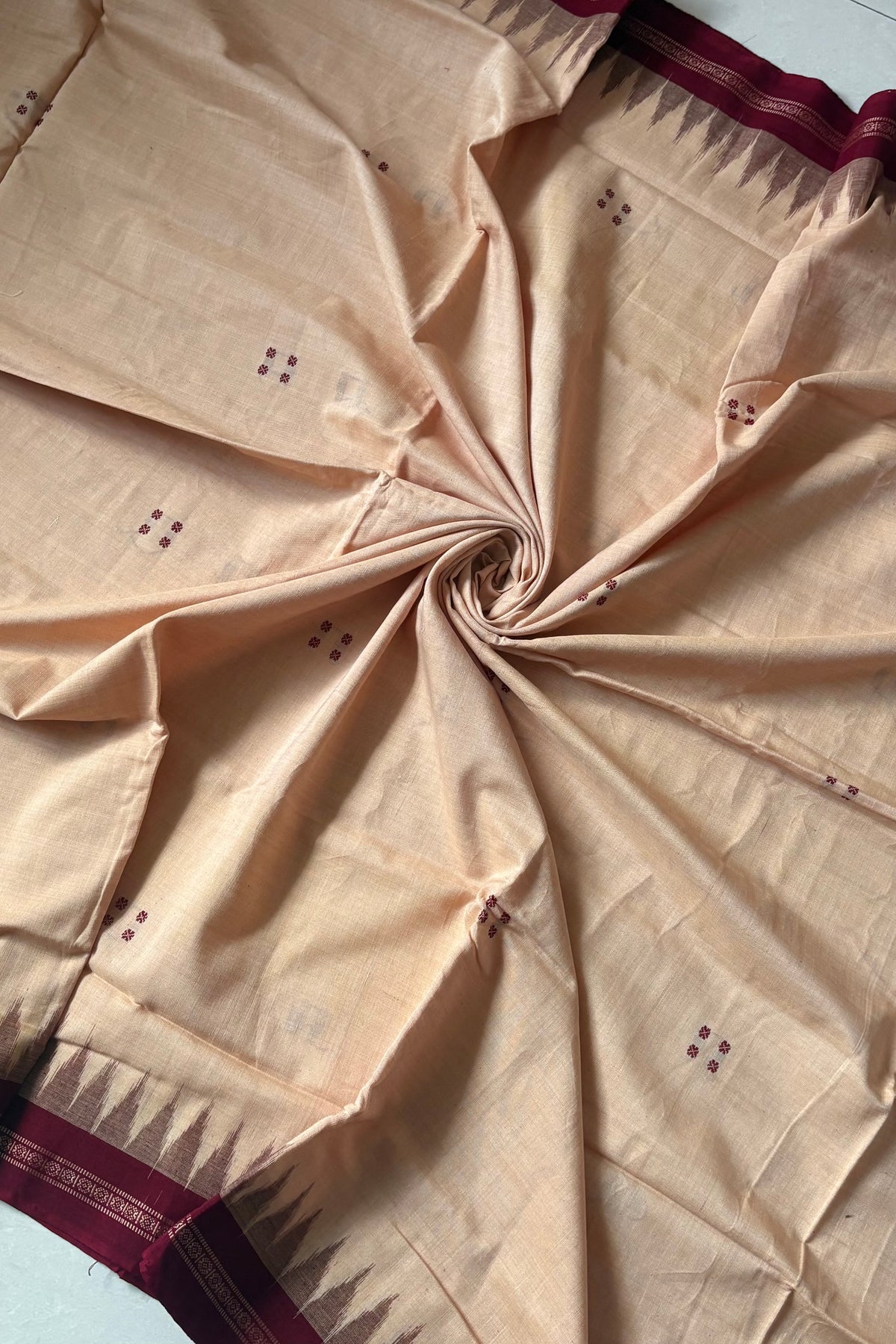 Ek Phulia Cotton Saree- Caramel Beige & Maroon