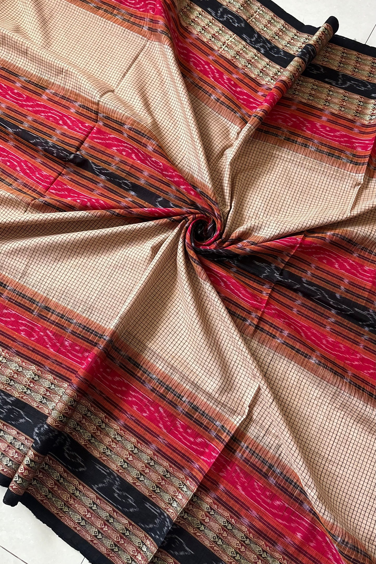 Sambalpuri Sachipar Pure Cotton Saree: Beige