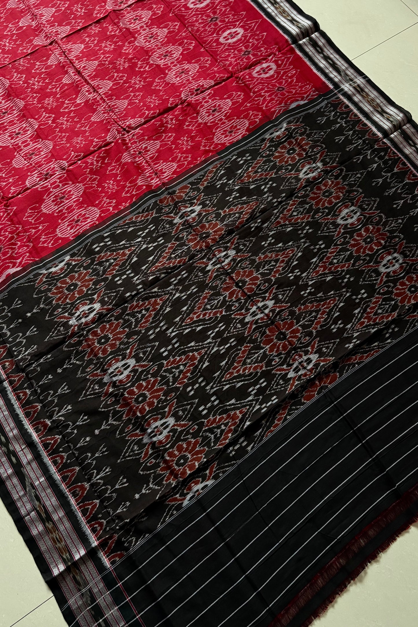 Odisha Ikkat Khandua Cotton Saree - Maroon