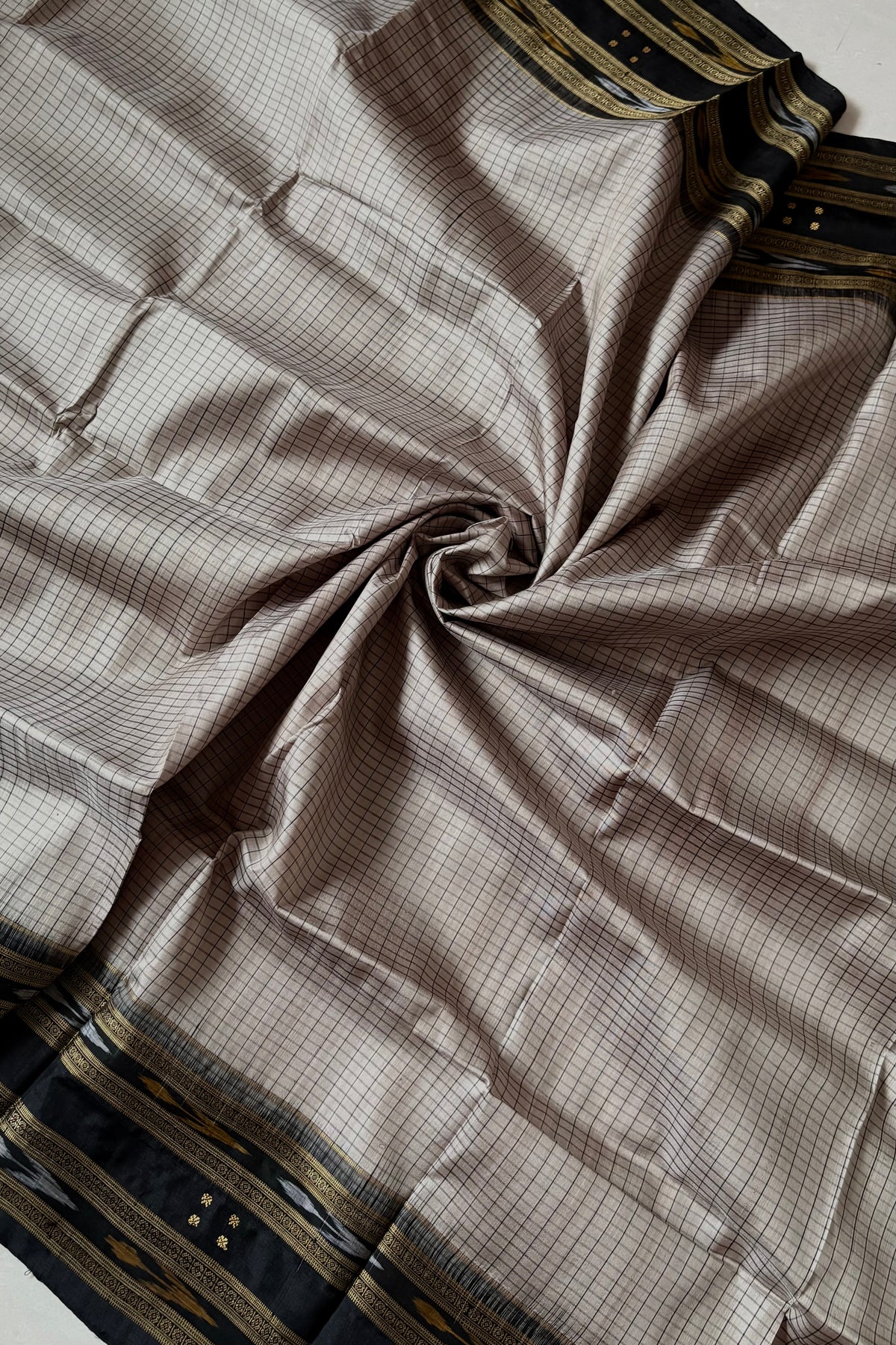 Odisha Ikkat Nuapatna Silk Saree - Silver Grey