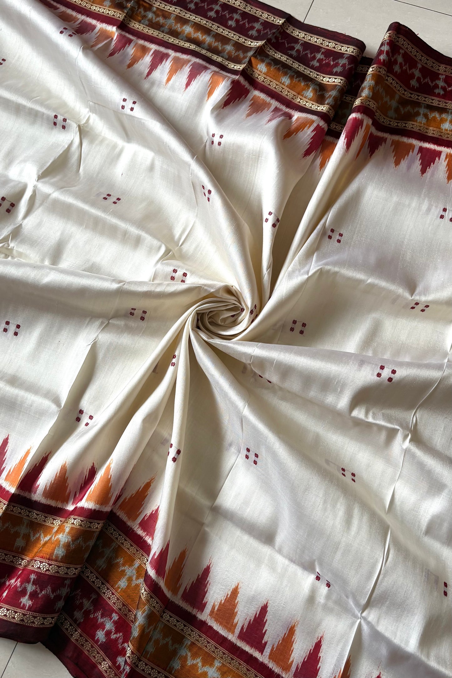 Odisha Ikkat Khandua Silk Saree - Off White