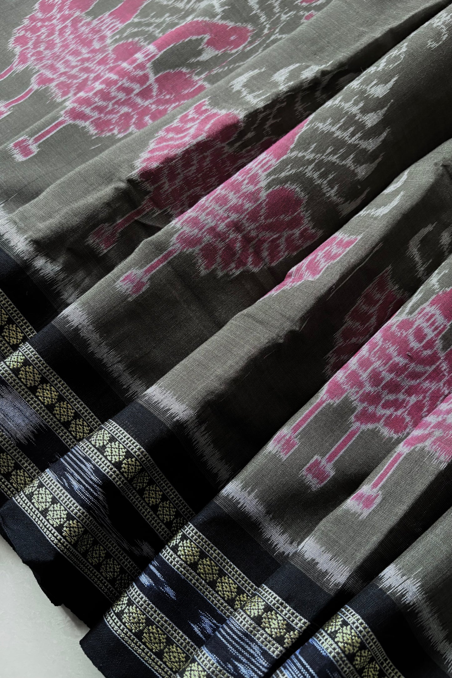 Odisha Ikkat Khandua Cotton Saree-  Olive Green