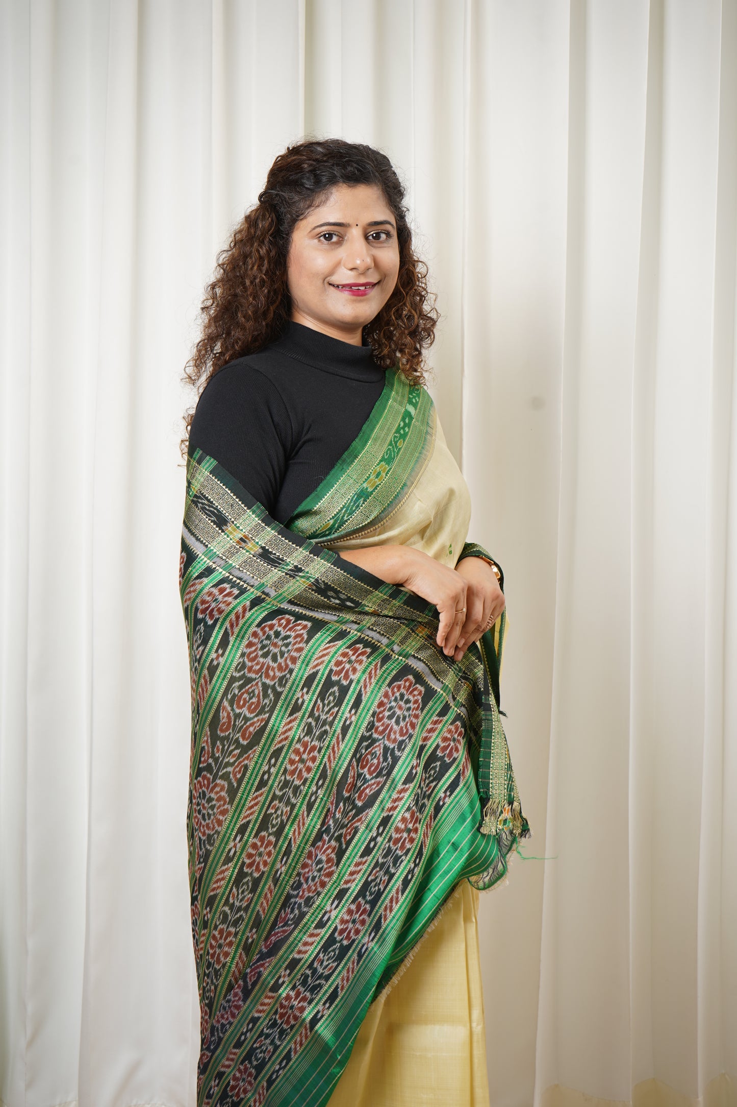 Odisha Ikkat Khandua Pure Silk Saree- Beige And Green