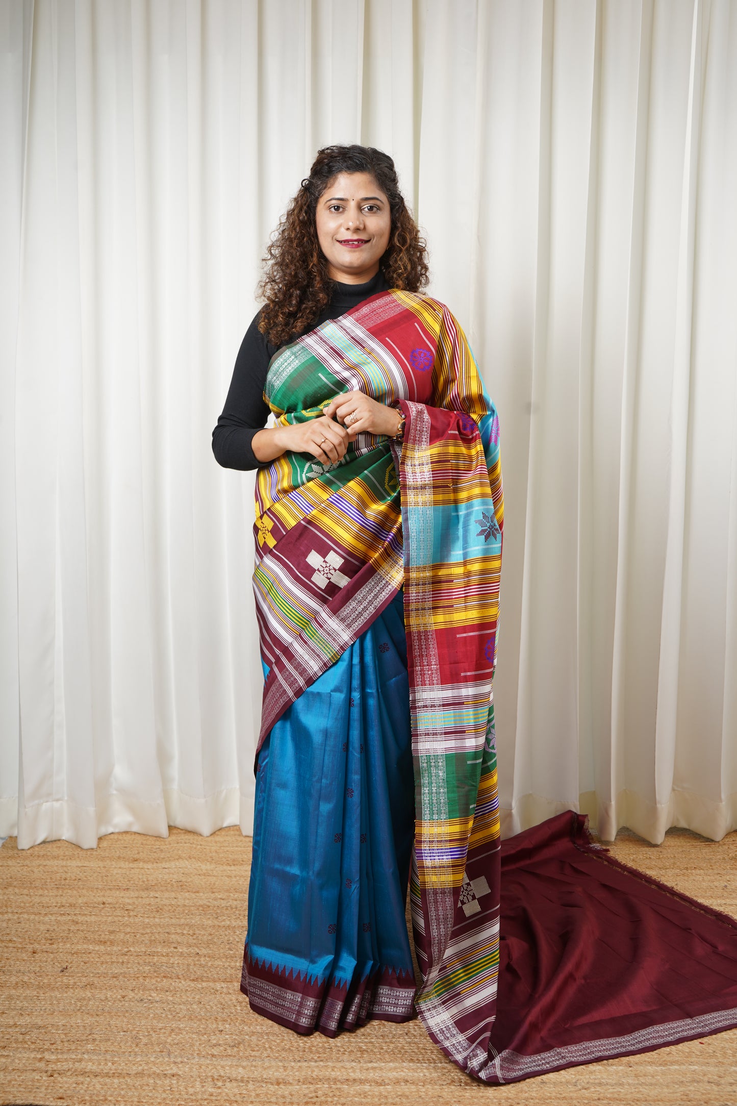 Exclusive Double Pallu Berhampuri Pure Silk Patta Saree - Blue & Deep Maroon