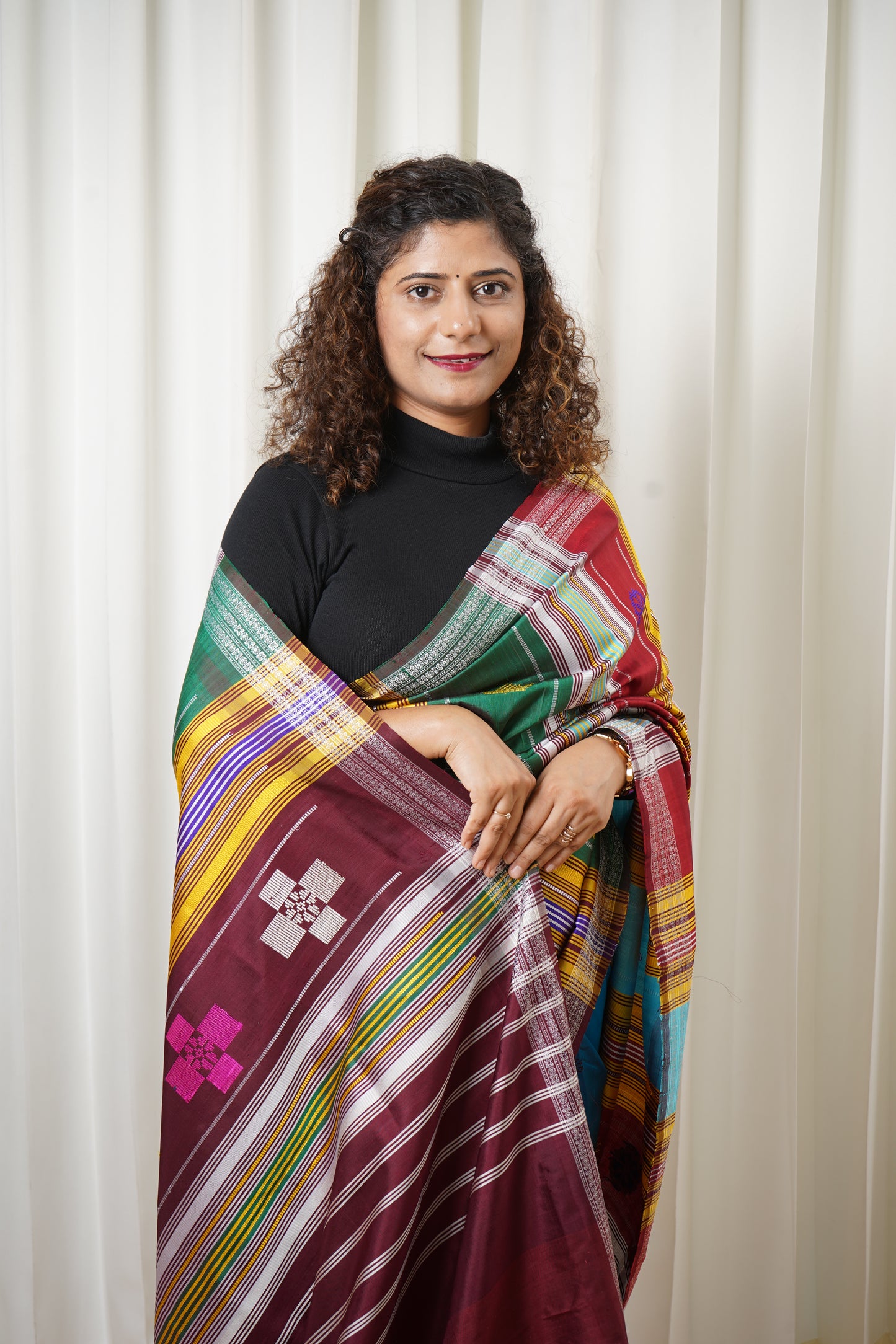 Exclusive Double Pallu Berhampuri Pure Silk Patta Saree - Blue & Deep Maroon