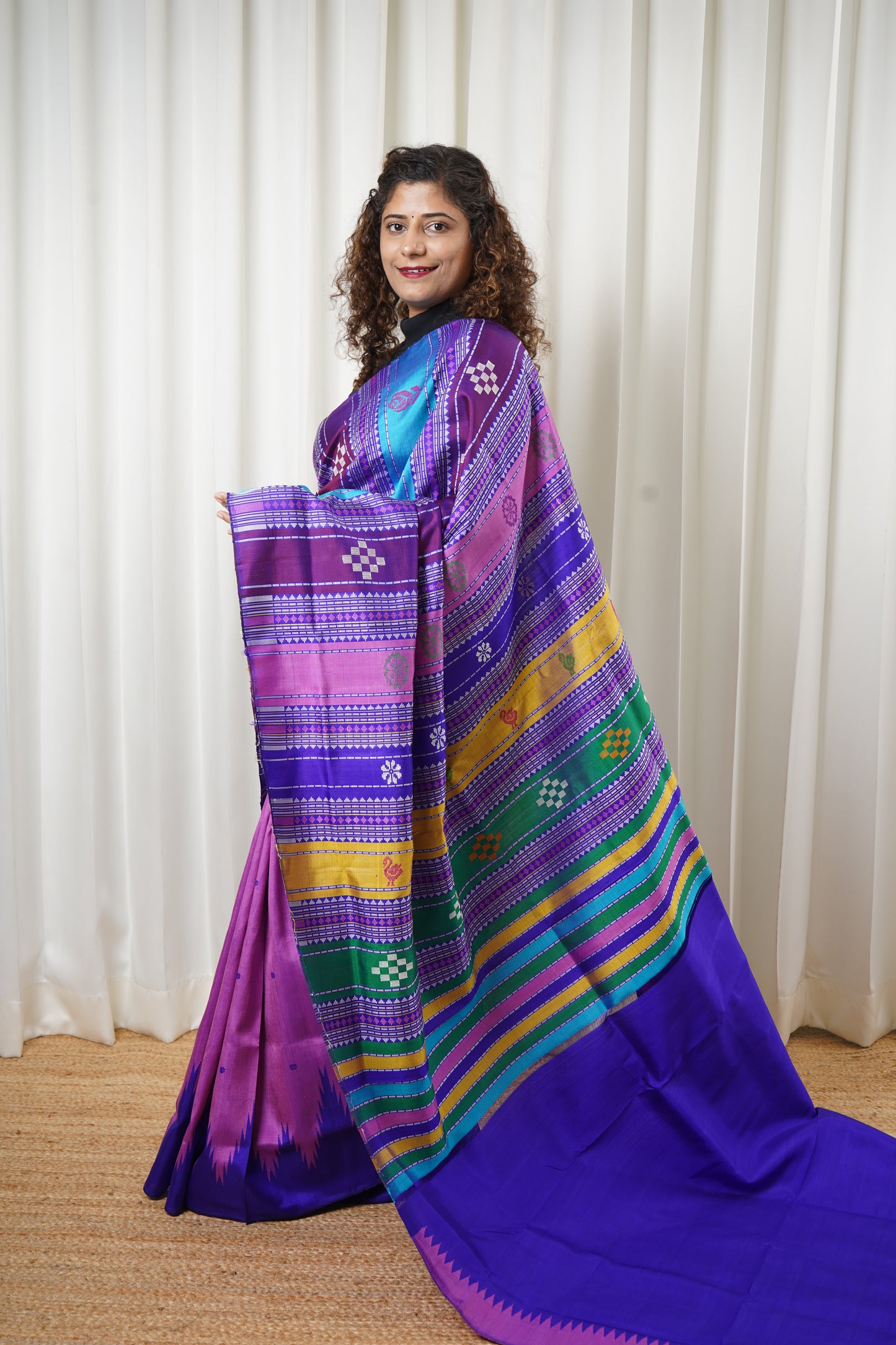 Exclusive Double Pallu Berhampuri Pure Silk Patta Saree - Pink & Purple