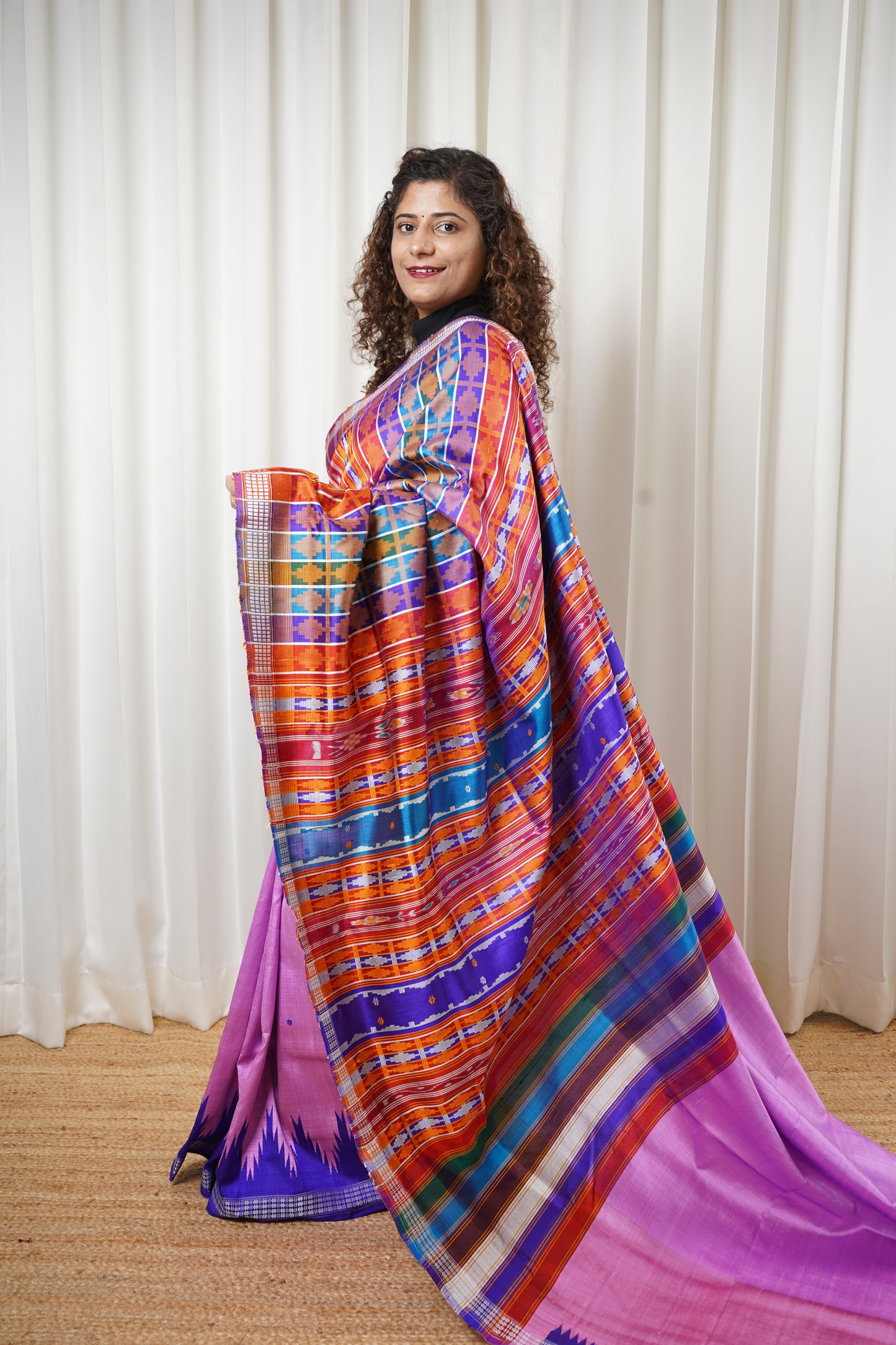 Exclusive Ganga Jamuna Border Double Pallu Berhampuri Pure Silk Patta Saree - Pink