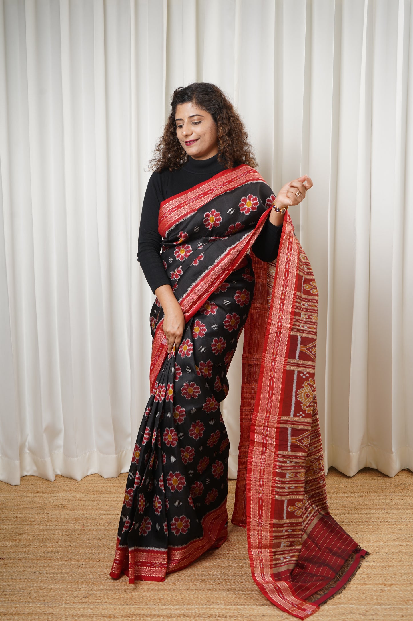 Exclusive Odisha Ikkat Pure Silk Saree-Black