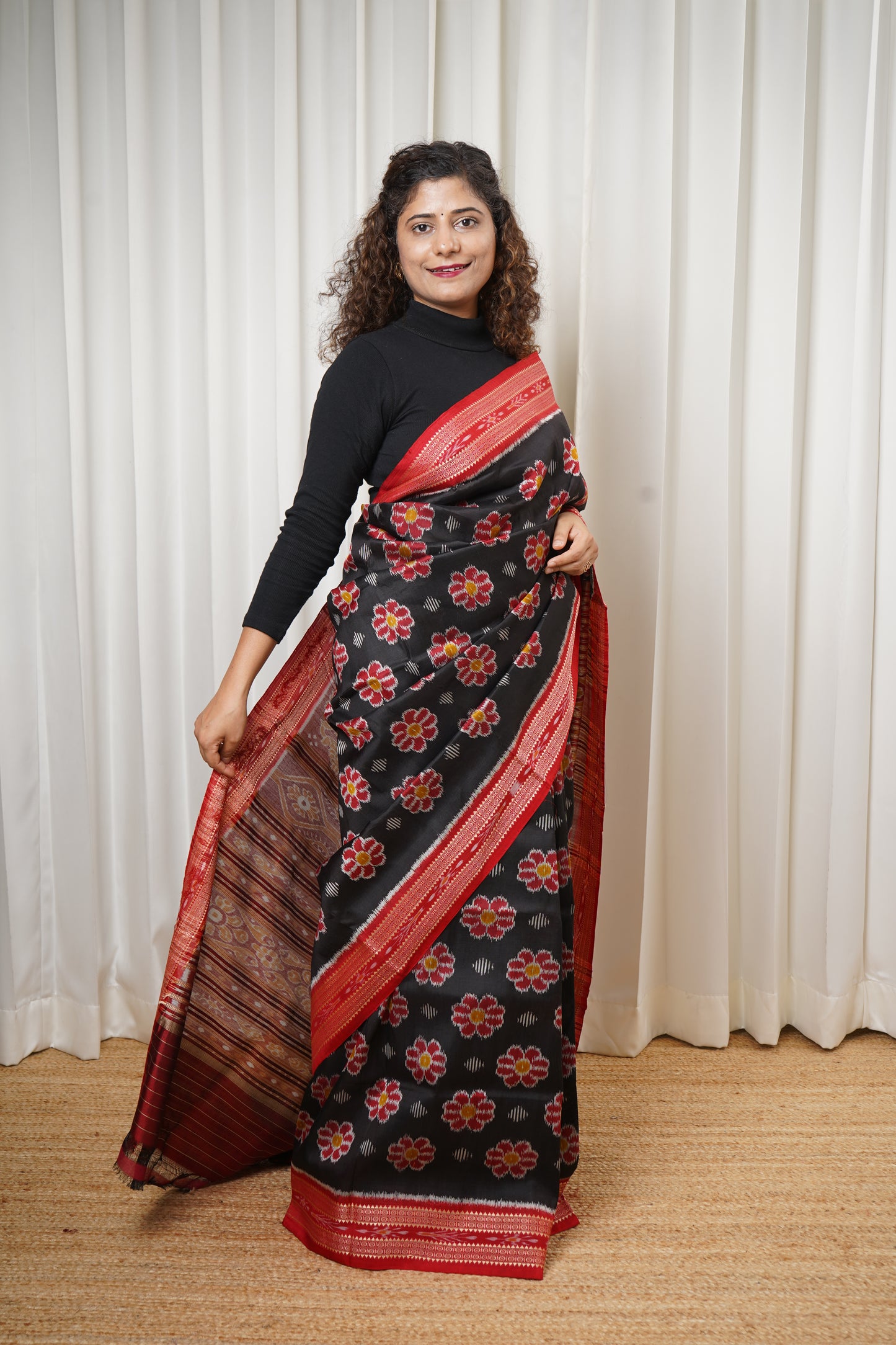 Exclusive Odisha Ikkat Pure Silk Saree-Black