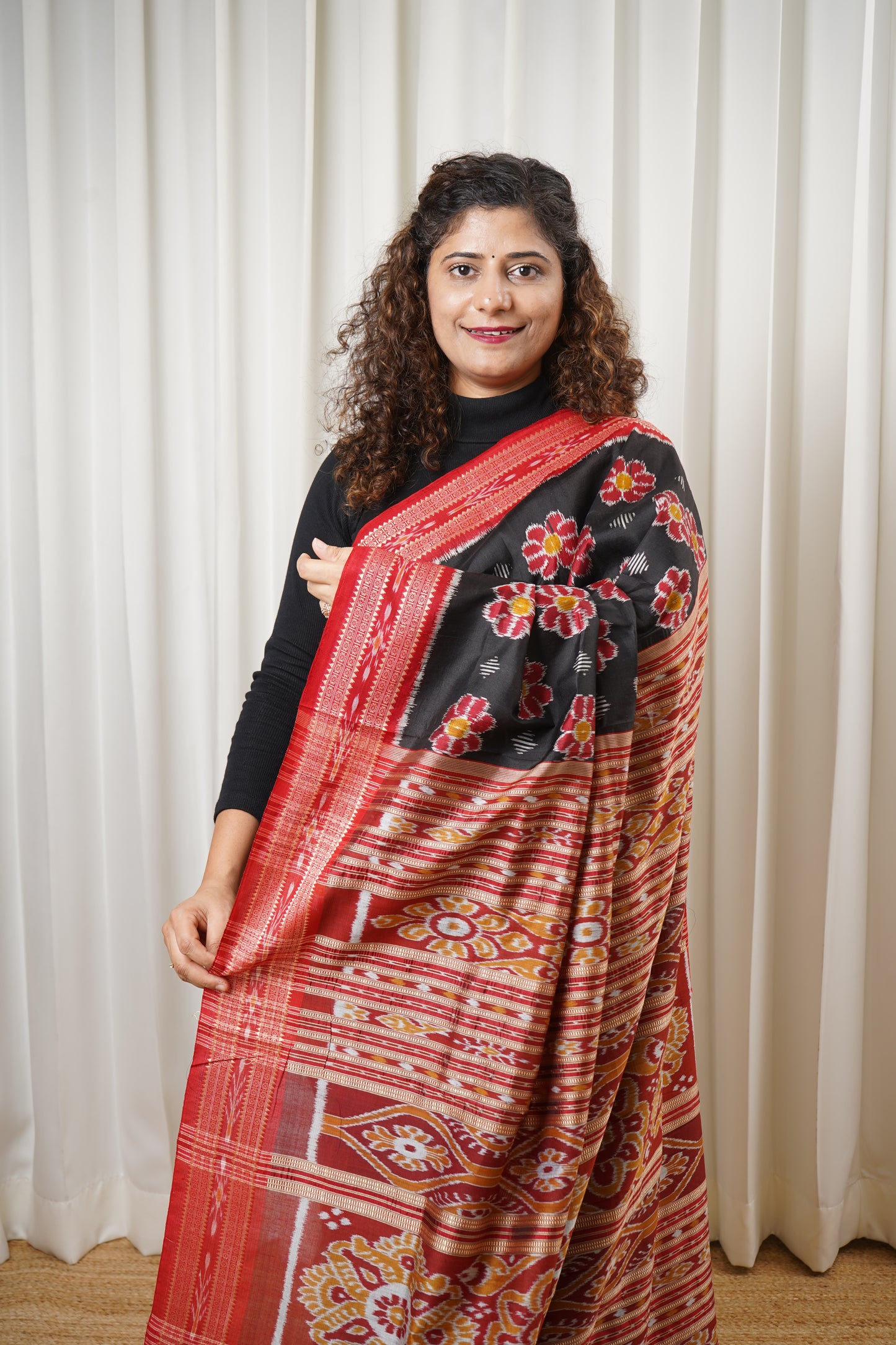 Exclusive Odisha Ikkat Pure Silk Saree-Black