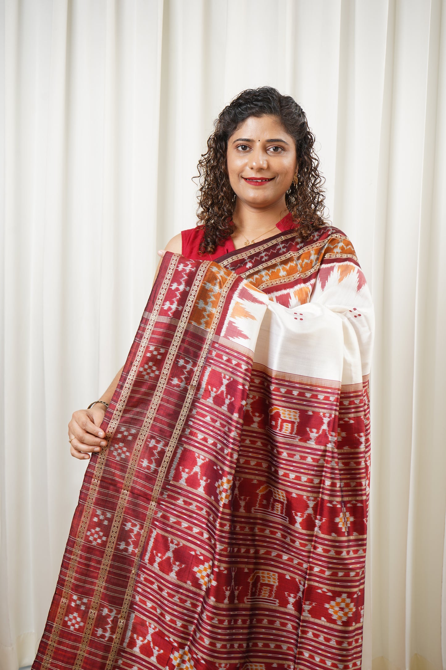 Odisha Ikkat Khandua Silk Saree - Off White
