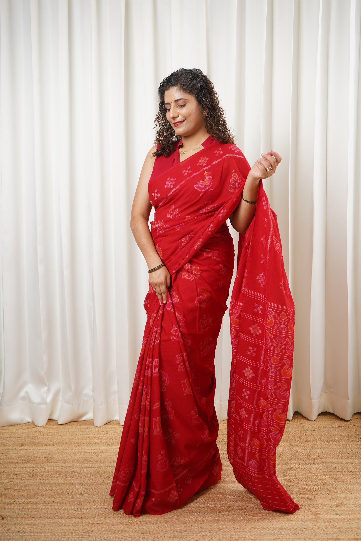 Odisha Ikkat Nabarangi Khandua Cotton Saree-Red