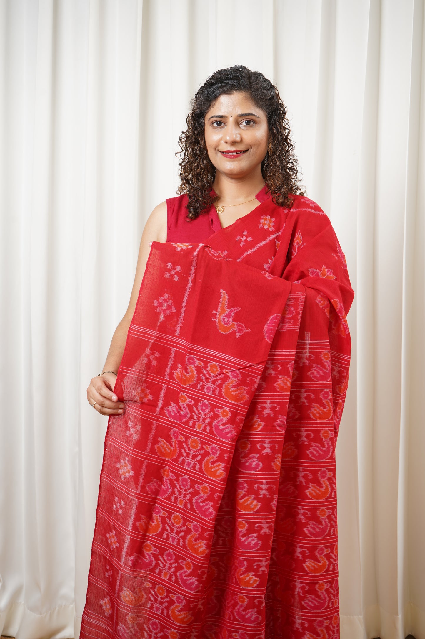 Odisha Ikkat Nabarangi Khandua Cotton Saree-Red