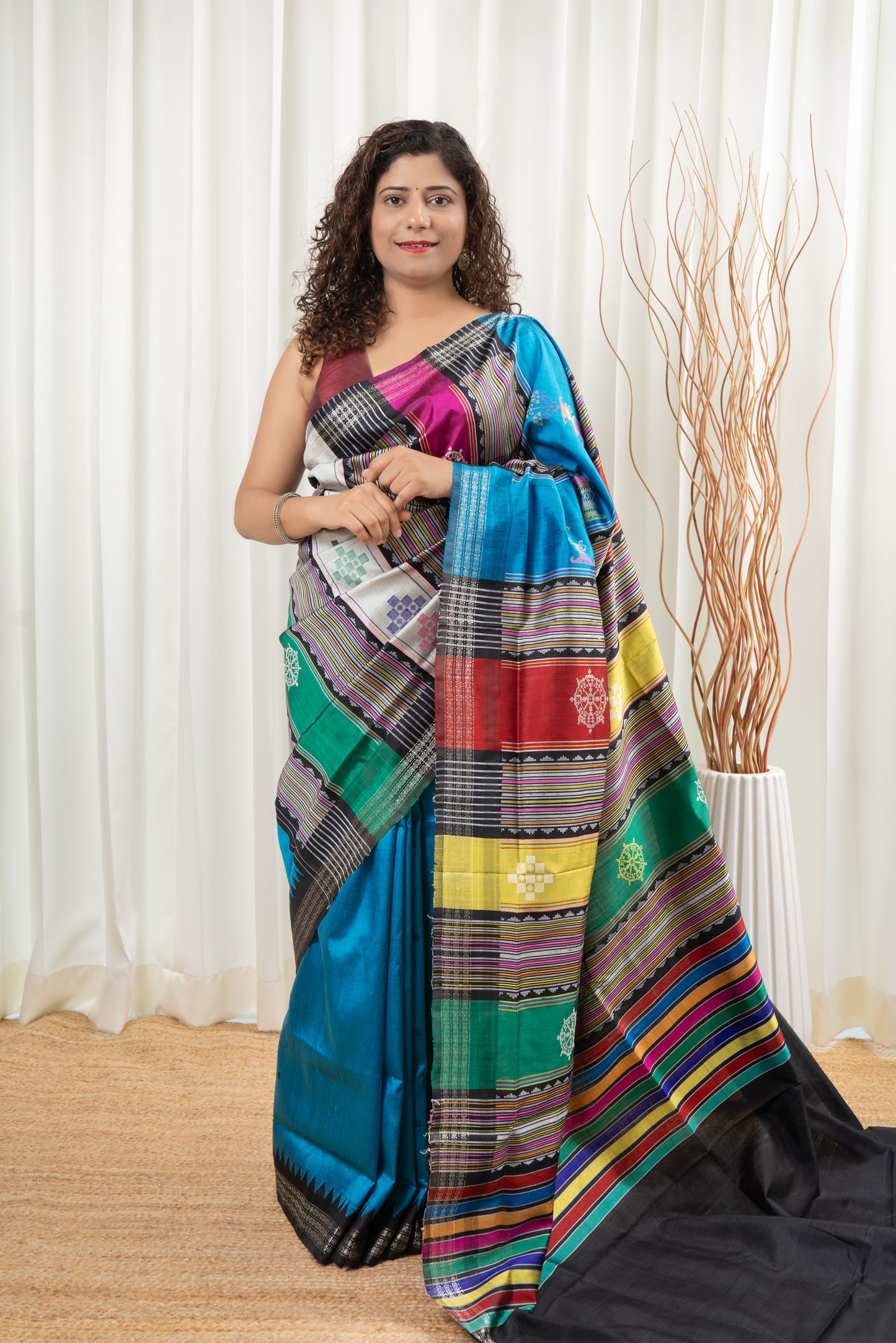 Exclusive Double Pallu Berhampuri Pure Silk Patta Saree -Peacock Blue