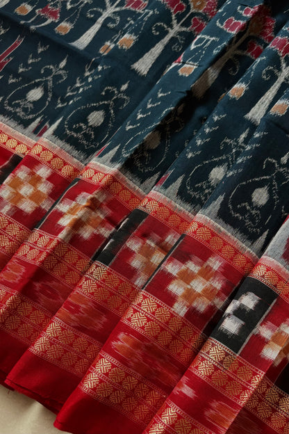 Exclusive Curvilinear Sambalpuri Ikkat Pure Cotton Saree : Teal & Red