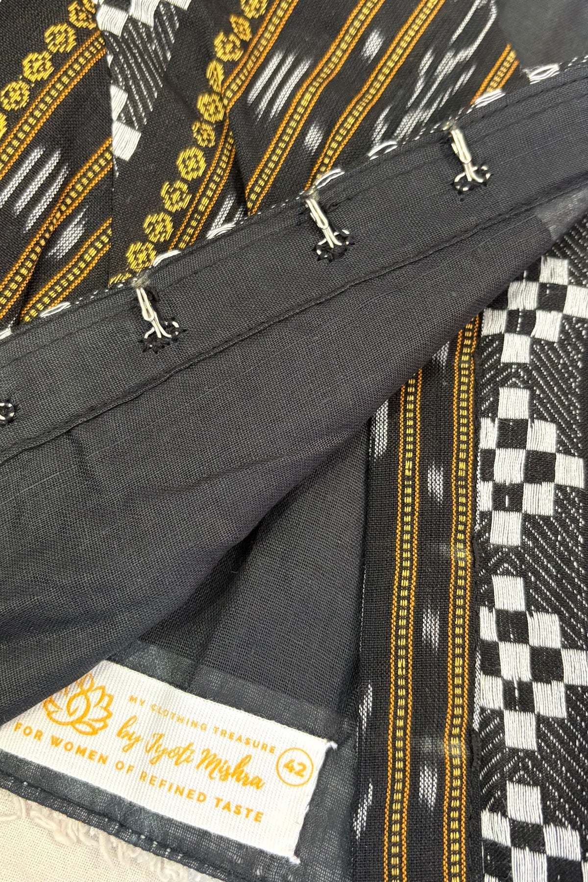 Odisha Ikkat Cotton Sleeveless Blouse