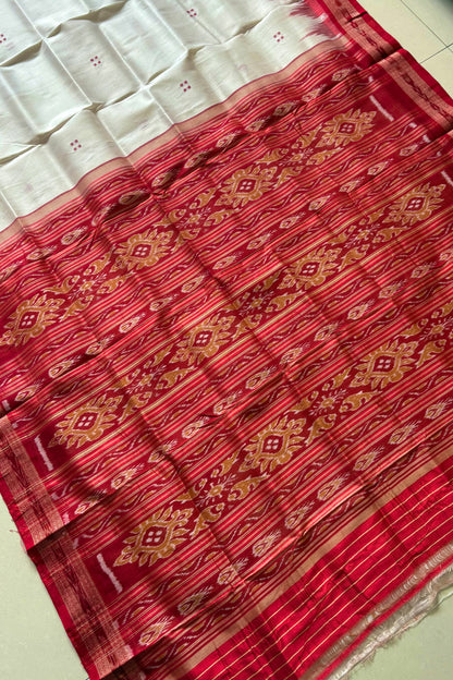 Bandha Border Khandua Ikkat Silk Saree - Off White Red