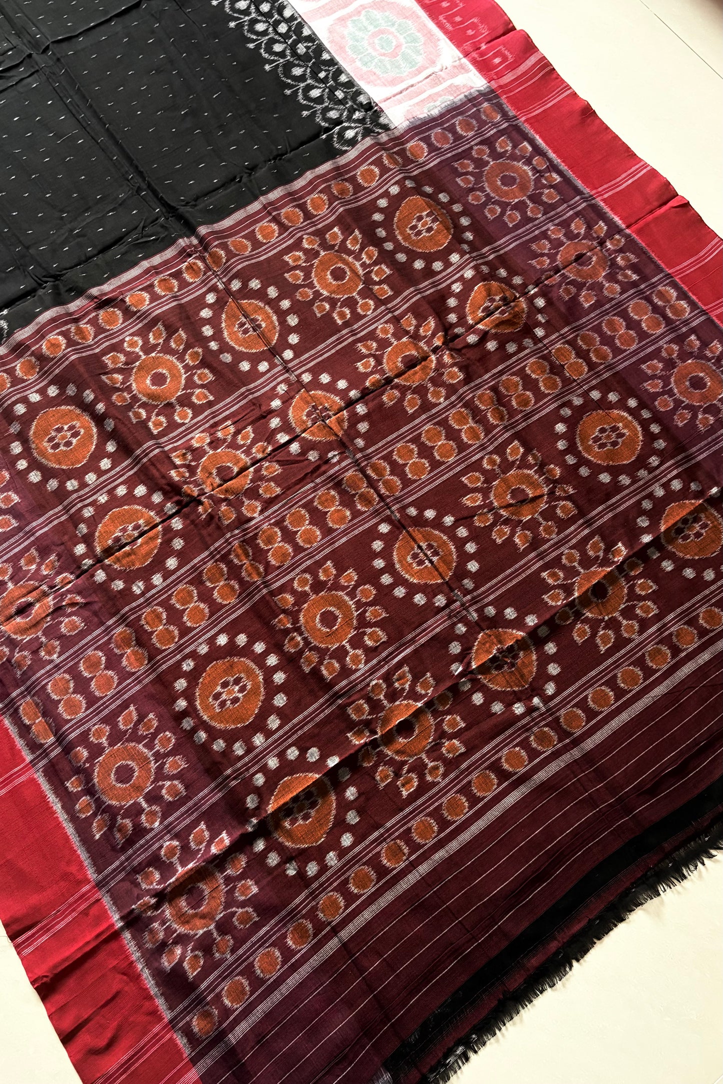 Odisha Ikkat Khandua Cotton Saree - Black