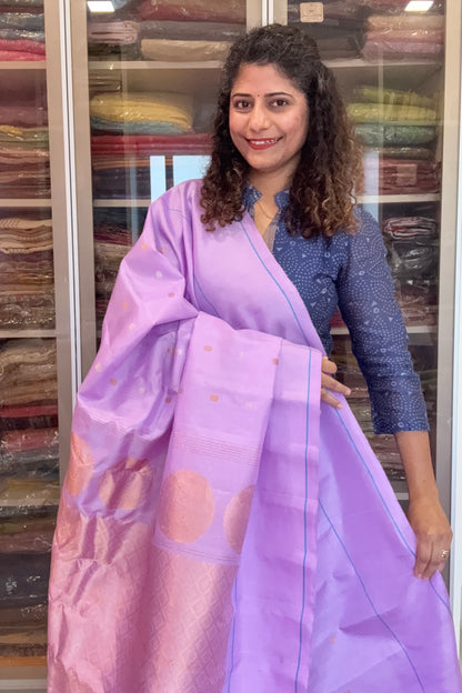 Handwoven Gadwal Pure Silk Saree - Lavender