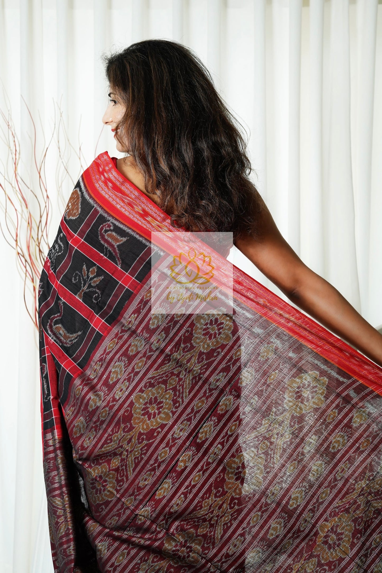 Nabakothi Khandua Cotton Saree: Black and Red
