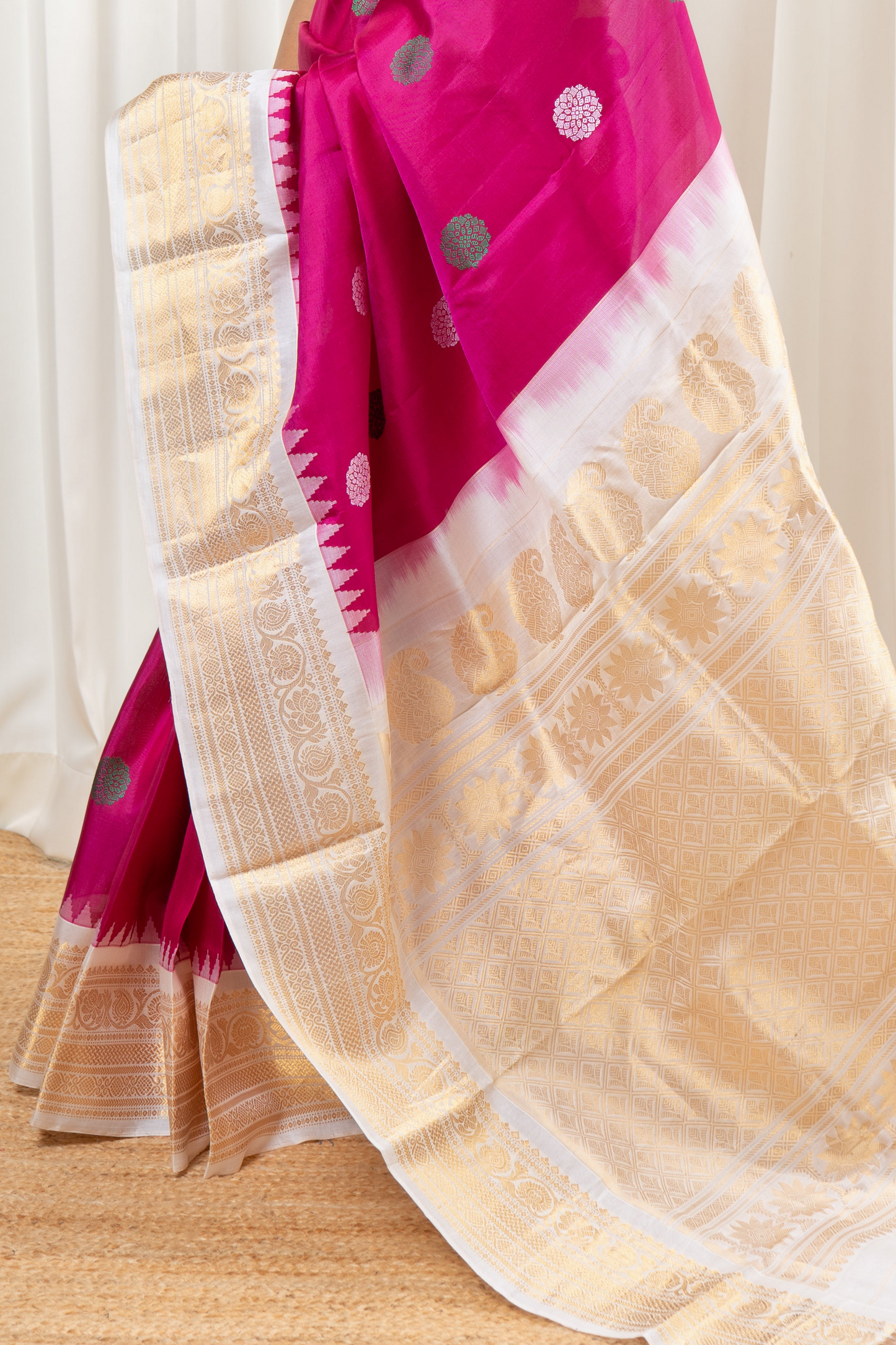 Handwoven Gadwal Pure Silk Saree - Rani