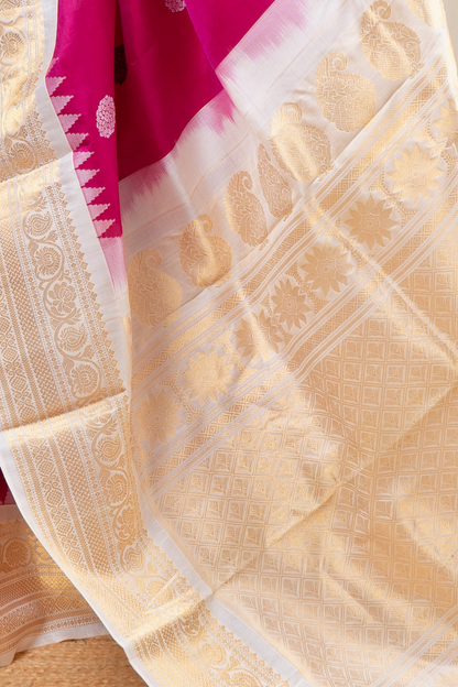 Handwoven Gadwal Pure Silk Saree - Rani