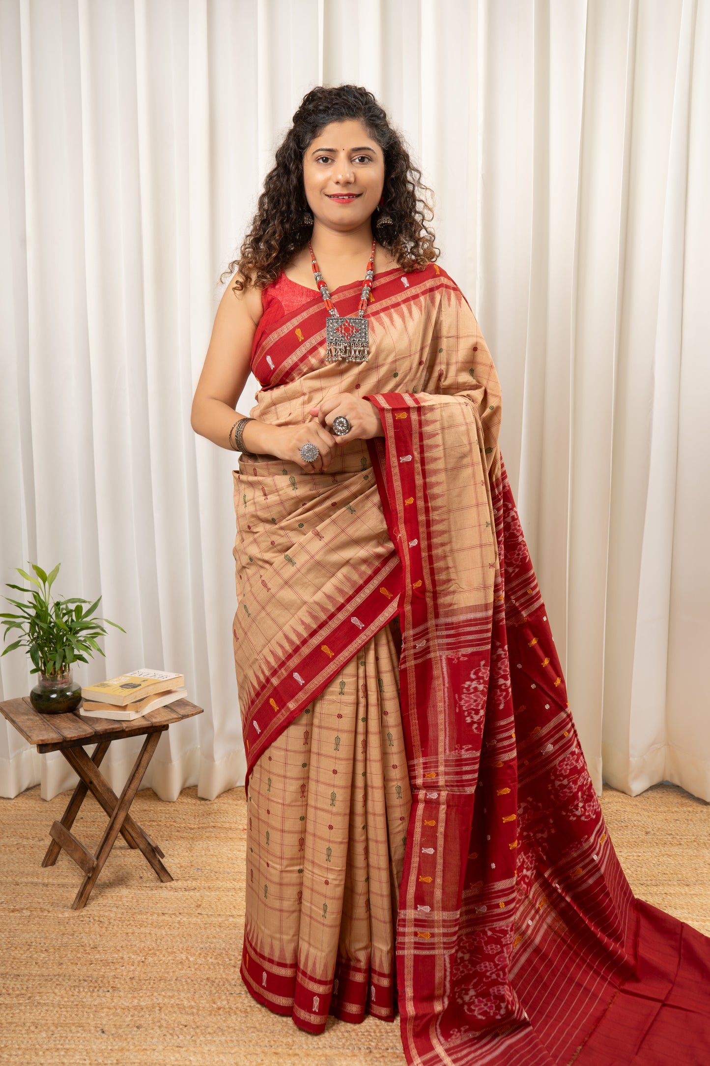 Exclusive Odisha Ikkat Hazaar Buti Cotton Saree- Beige