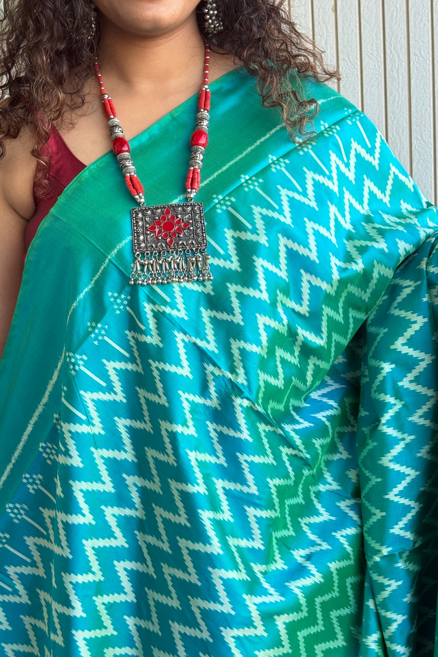 Handwoven Pochampally Ikkat Pure Silk Saree- Shot Sea Green