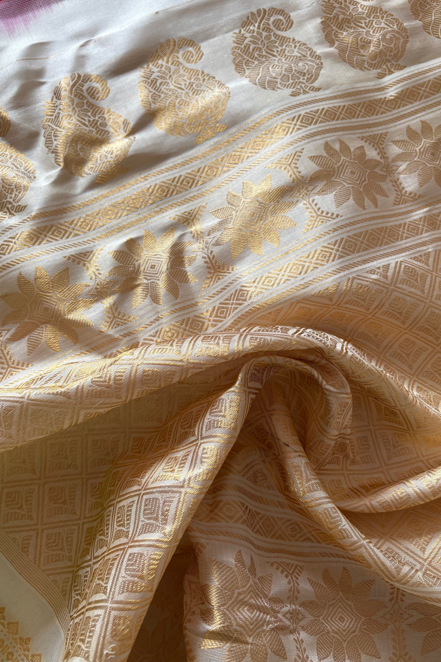 Handwoven Gadwal Pure Silk Saree - Rani