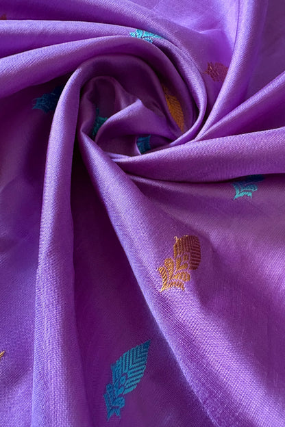 Handwoven Gadwal Pure Silk Saree - Light Purple