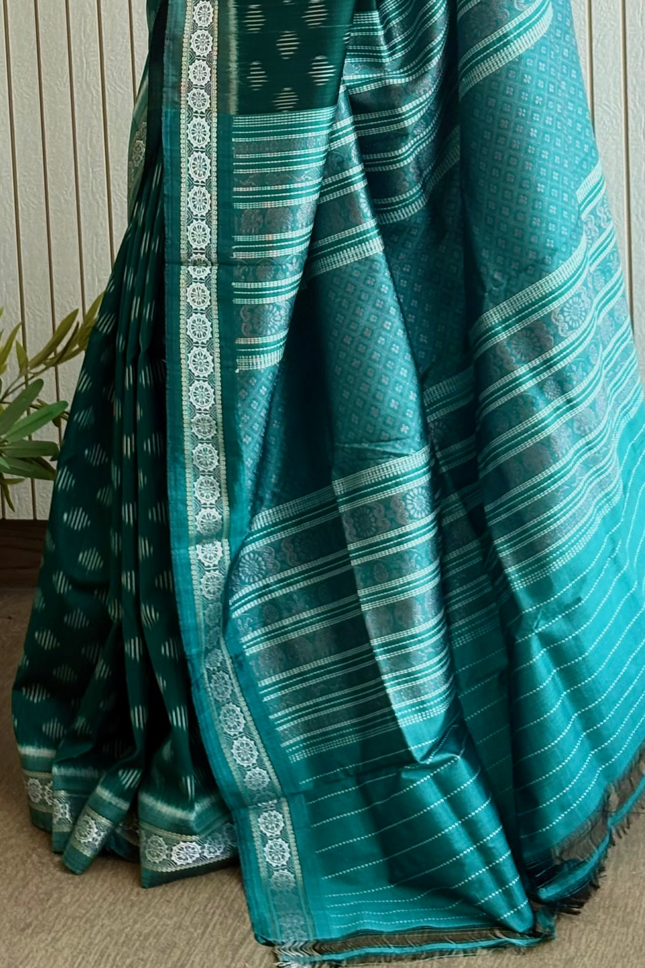 Exclusive Odisha Ikkat Jalla Work Pure Silk Saree - Rama Green